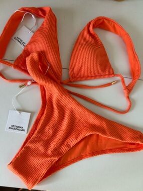 NWT Monday Swimwear SET Cantaloupe Palm Springs Top Size S Byron Bottom Size M